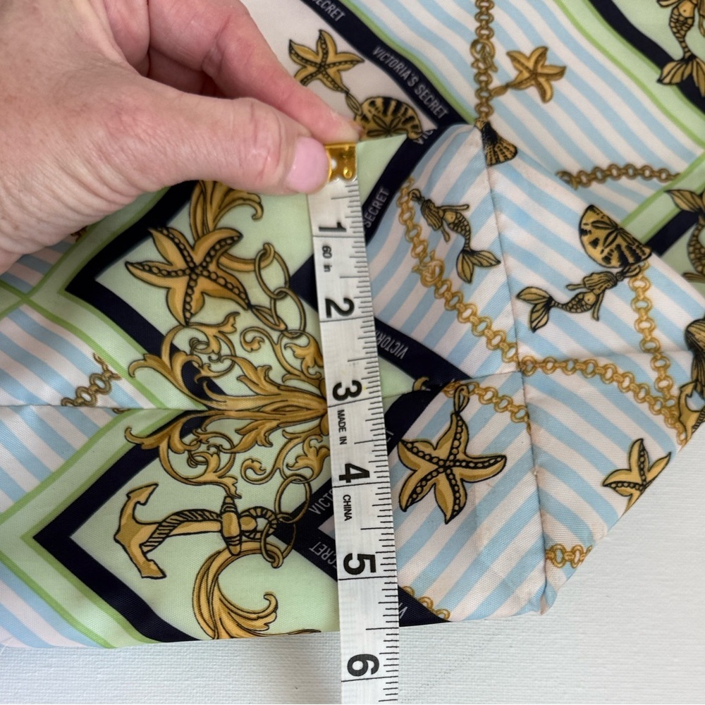 Victoria's Secret Nautical Baroque Insulated Tote Bag. - Picture 8 of 12
